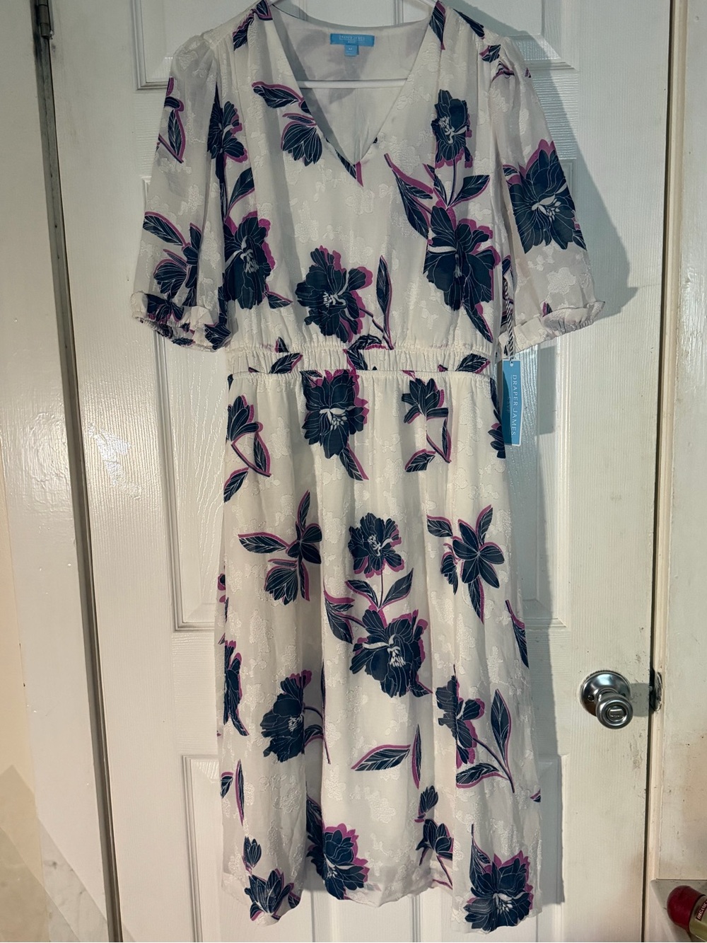 (NWT) Draper James RSVP Ivory/Blue Size M